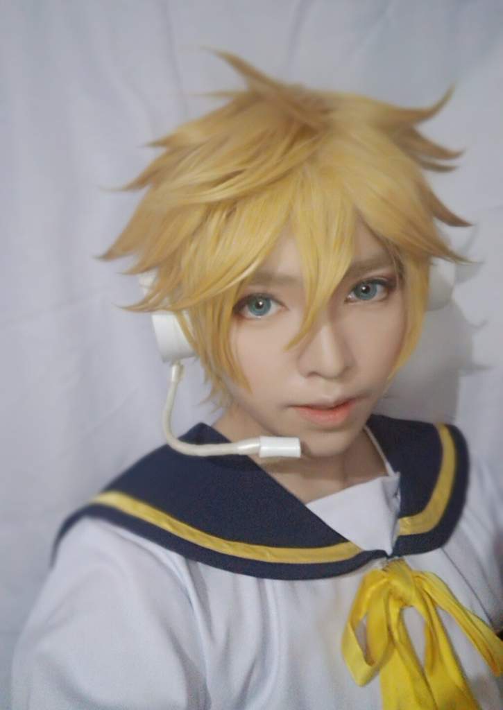 Kagamine Len cosplay 🍌 | Vocaloid Amino