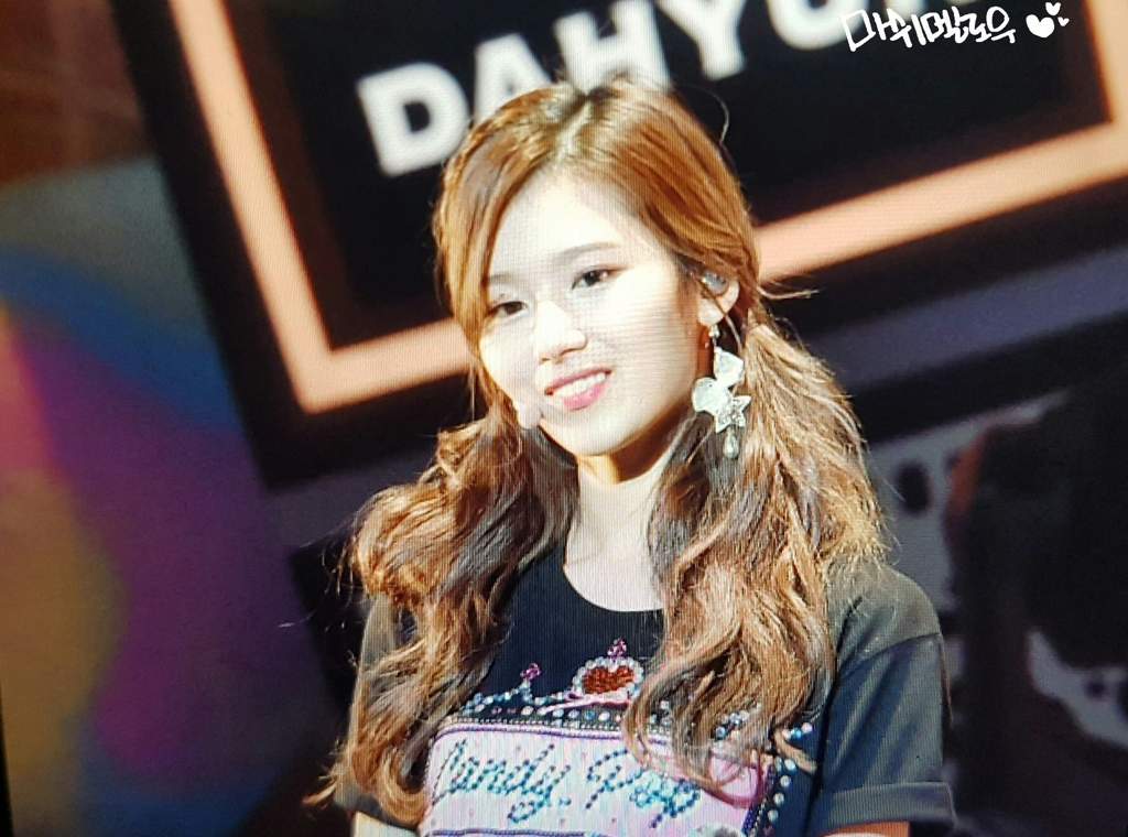 Preview Sana Twice Showcase Live Tour 18 Candy Pop Sana 트와이스 Amino