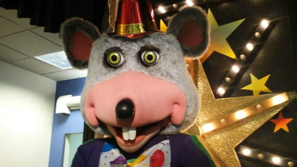 MAgical MAssachusetts Best of 2017 | Chuck E Cheese's Amino Amino