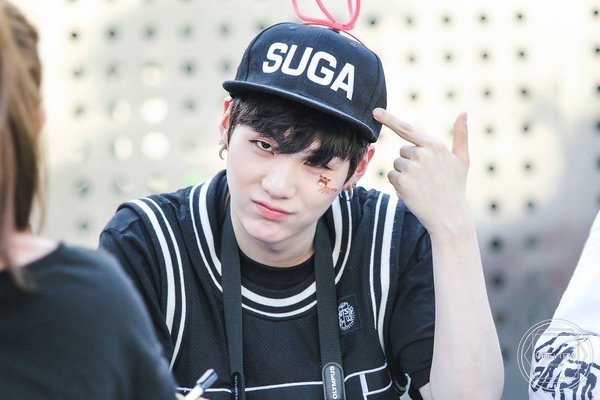 suga in hat