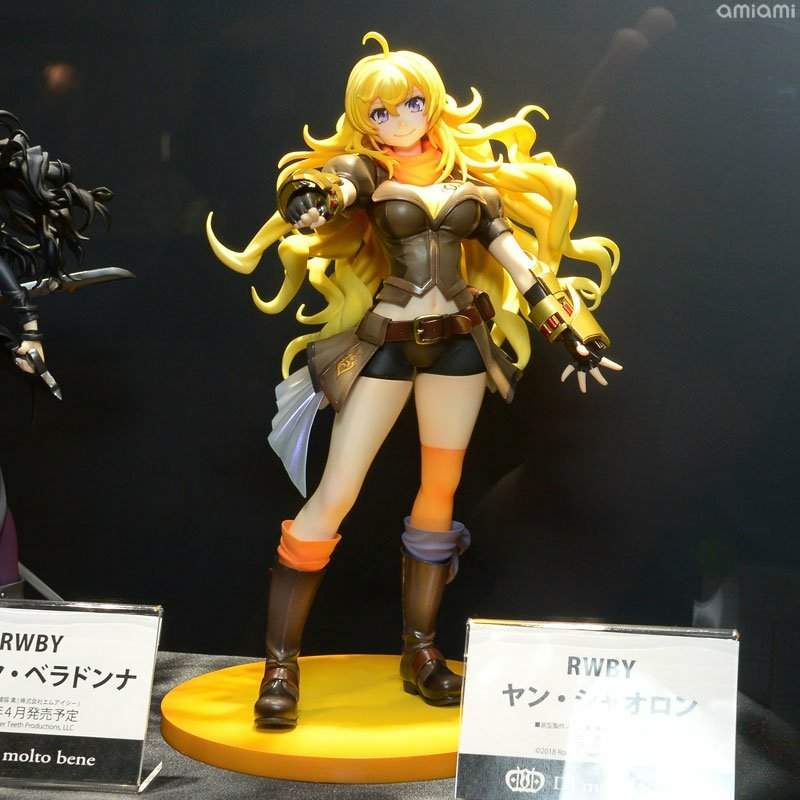 rwby yang xiao long figure