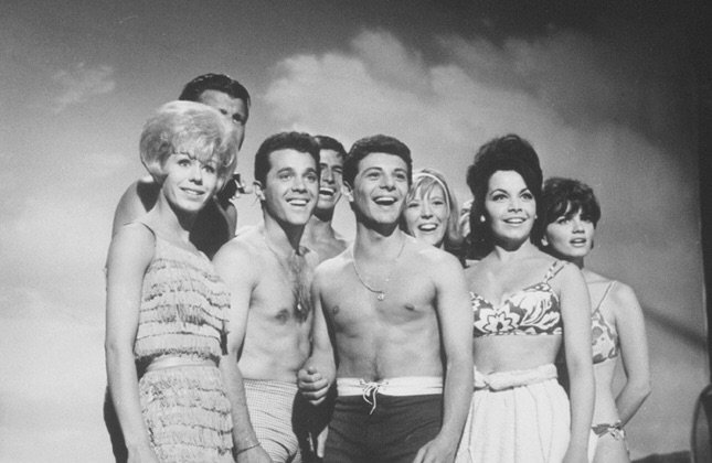 szépség nagykereskedelmi üzlet jól néz ki cipő eladó Bikini Beach (1964) | Film & Television Amino szépség nagykereskedelmi üzlet jól néz ki cipő eladó Bikini Beach (1964) | Film & Television Amino
