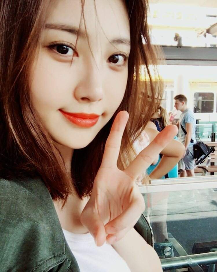 Yura Instagram Update Girl S Day Amino