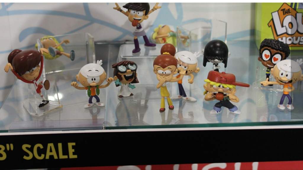 Official Loud house figures and plushes.