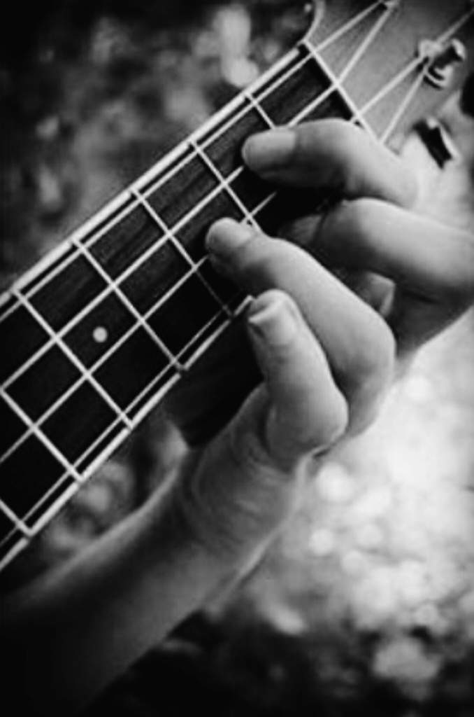 ukulele-chords-wiki-life-on-4-strings-amino