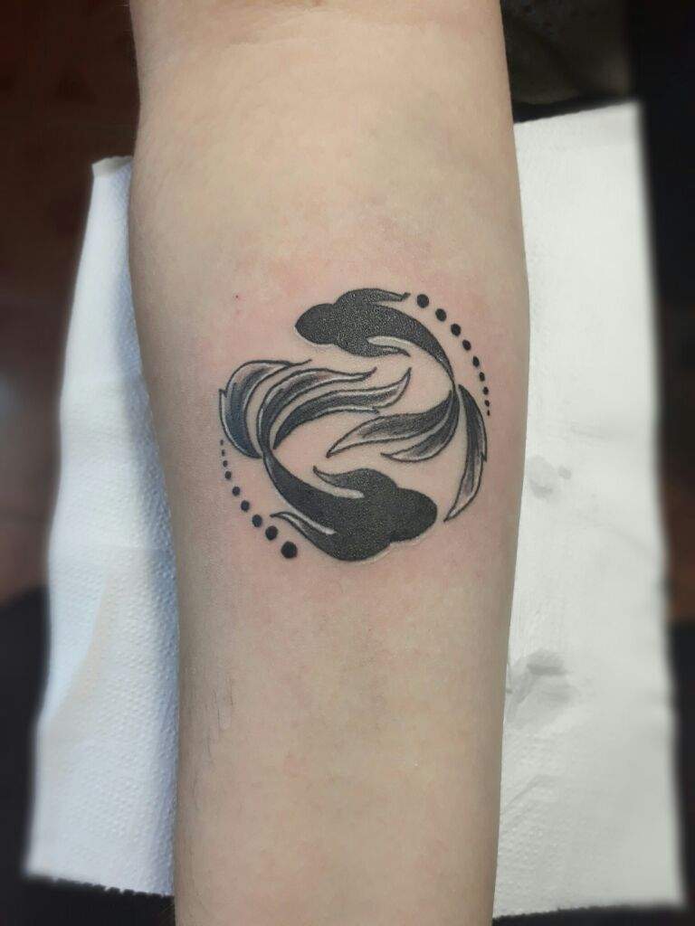 Tatuaje de hoy signo Piscis : ) | Love Tattoos Amino