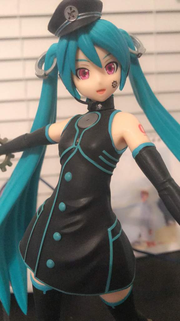 Hatsune Miku Sadistic Music Factory Figure Anime Amino