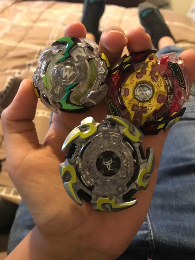 toys r us canada beyblades