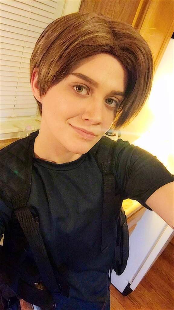 Leon Kennedy At Katsucon Cosplay Amino