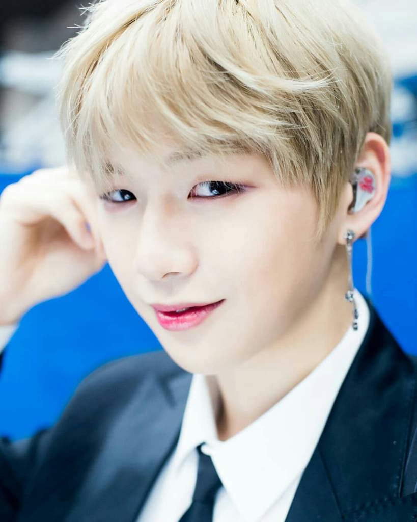 handsome kang daniel | Kang Daniel 🍑 Amino