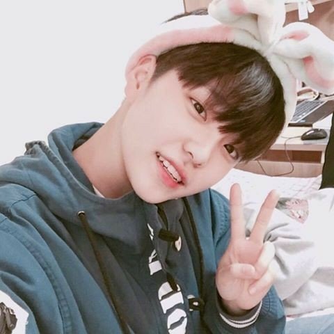Kim Junwoo | Wiki | ััฯฯ
โ Amino