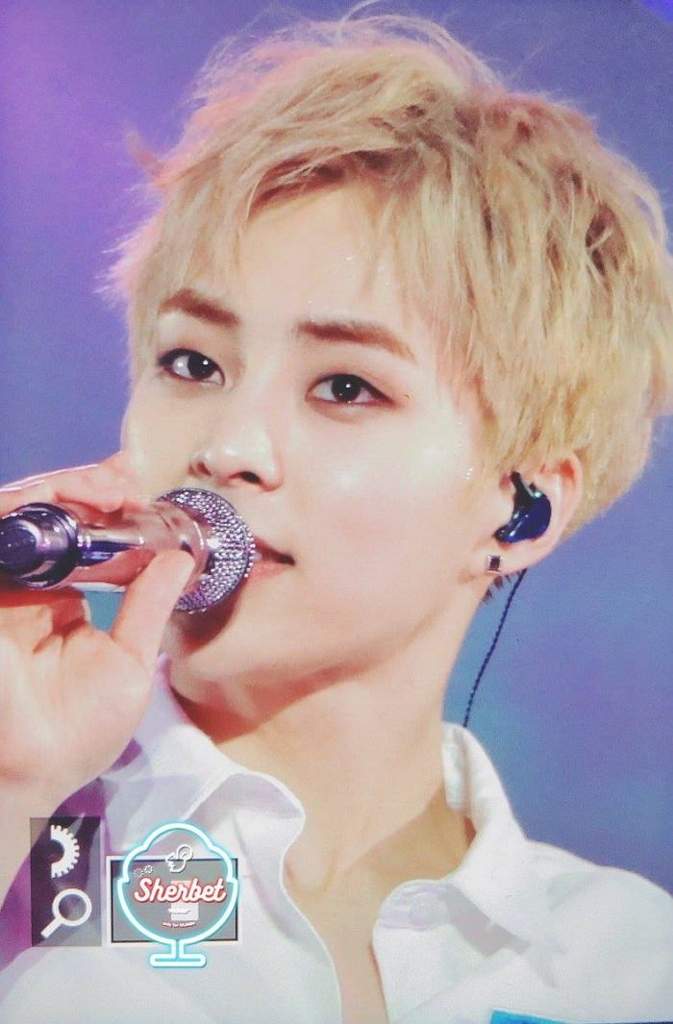 XIUMIN EL PRINCIPE RUBIO 👑💕 | •EXO Amino• Amino