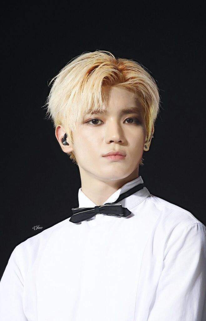 Taeyong White/Silver/Blonde Hair | NCT (엔시티) Amino