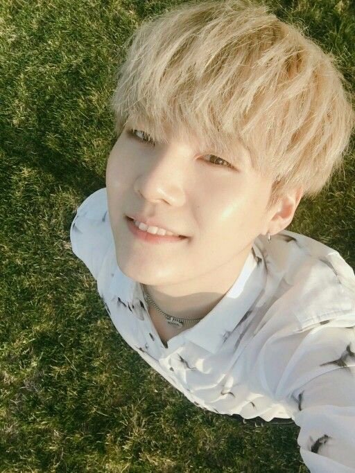 Min Yoongi selca appretiation pt. 2 ♡ happy Genius Yoongi Day | ARMY's ...