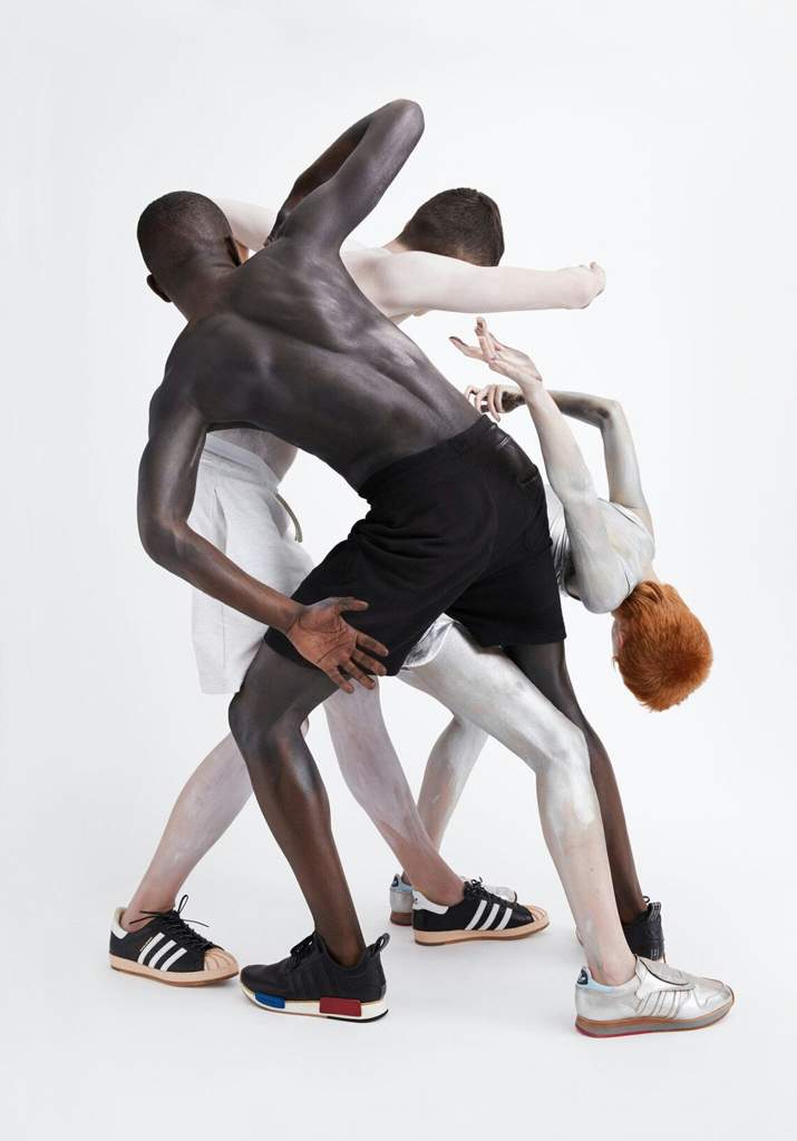 adidas originali x hender sneakerheads aminoacidi) adidas originali x hender sneakerheads aminoacidi)