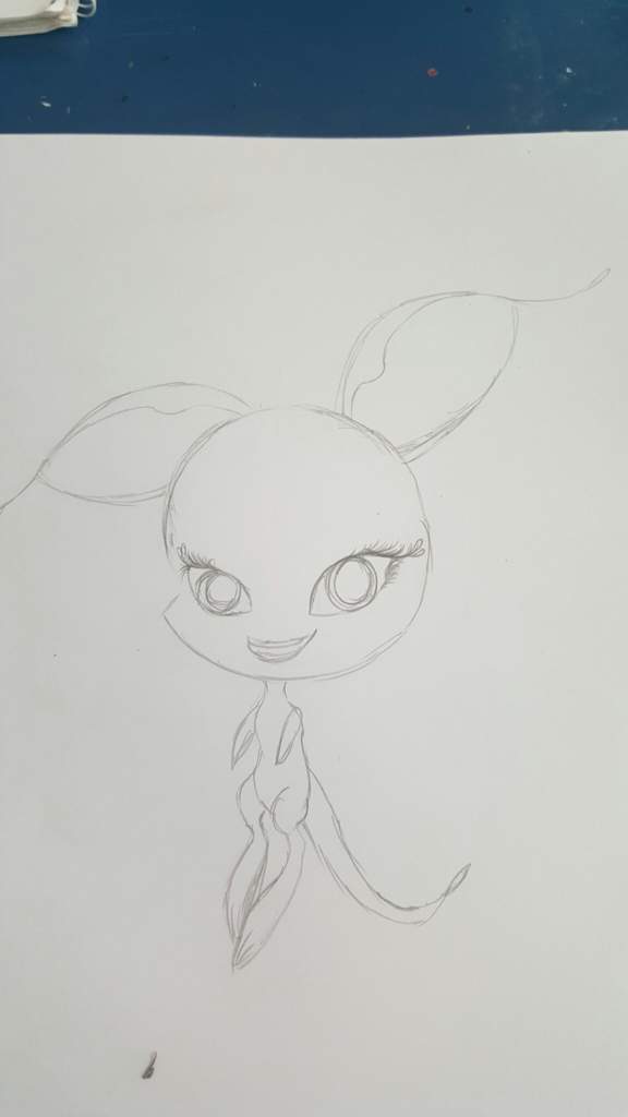 Drawing a kangaroo kwami at art class (Her name is Joey) | Miraculous Amino