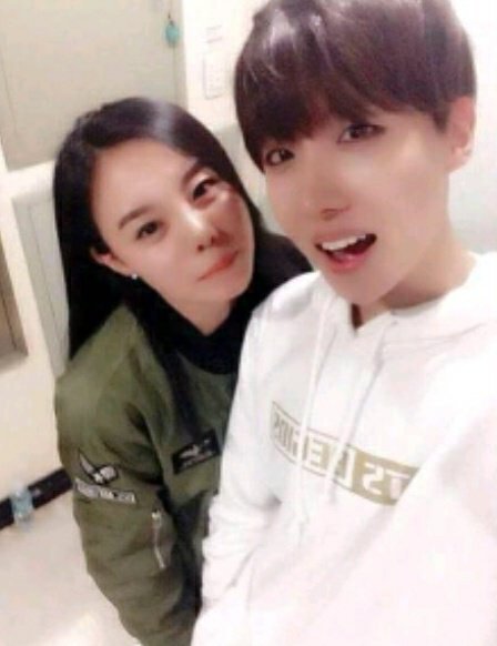 Jhope And His Sister : Pin on Bts : Dawon has her own clothing line