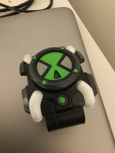 my old omnitrix toy | Ben 10 Amino