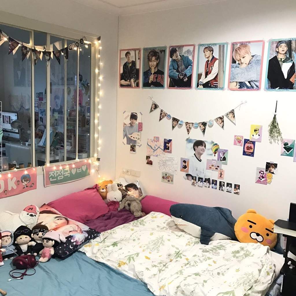 Quiero una habitación así, pero me ha tocado ser pobre. 🤷🏽‍♀️☹ | ARMY's