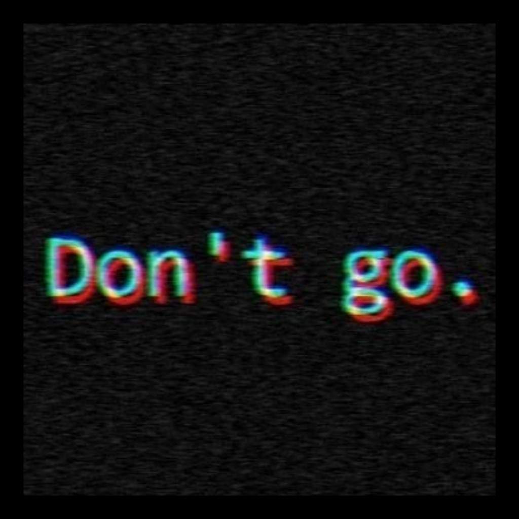 Don't Go | A Sad Haiku Poem With Aesthetics | símply aesthetíc Amino