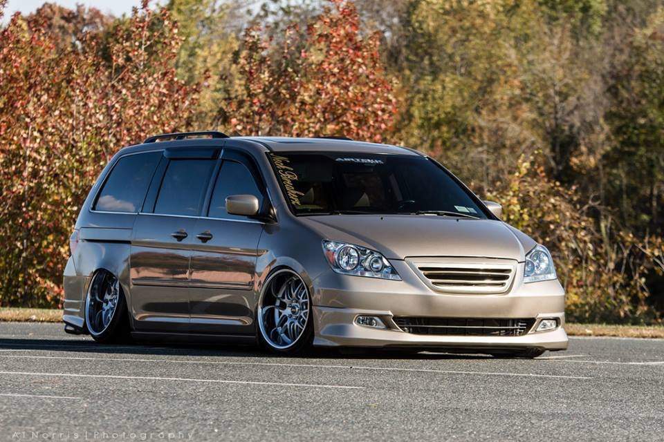 Modified Minivans? | Garage Amino