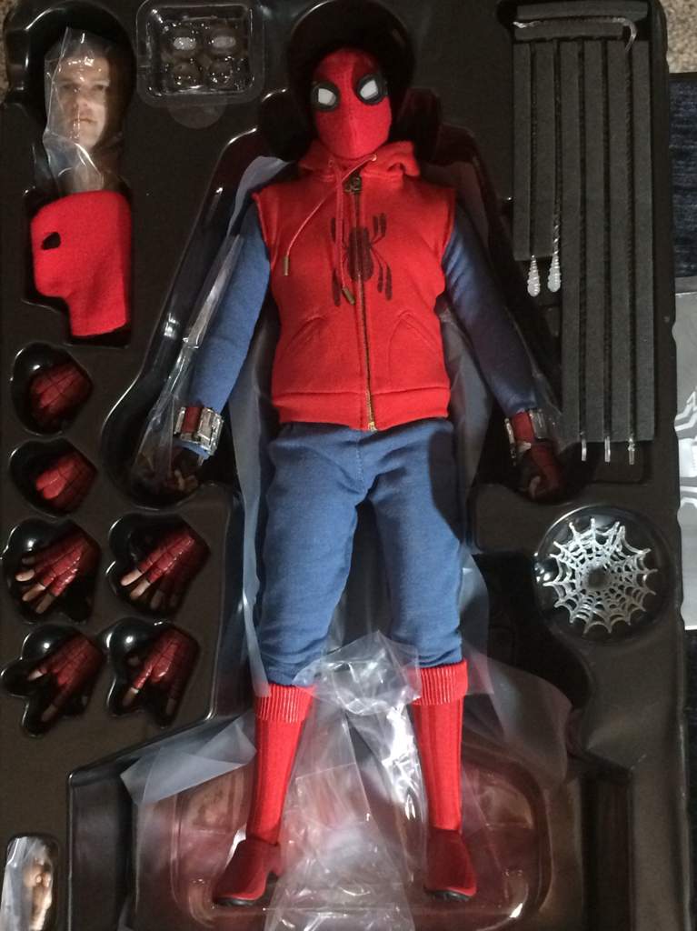 hot toys spiderman homemade suit