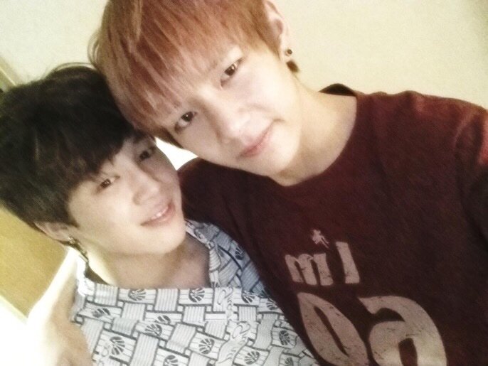 SOFT 💓T^Y ~ remember this Vmin selca from 2013 ( 09/12/2013 on twitter