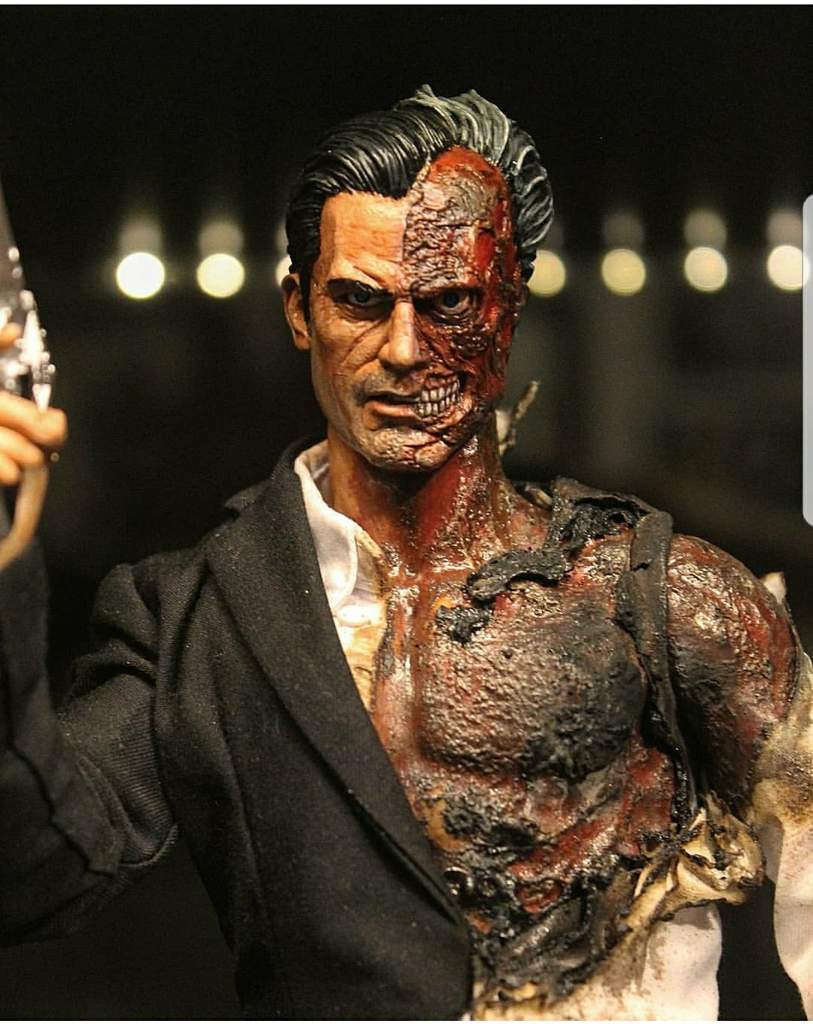 2 face figure