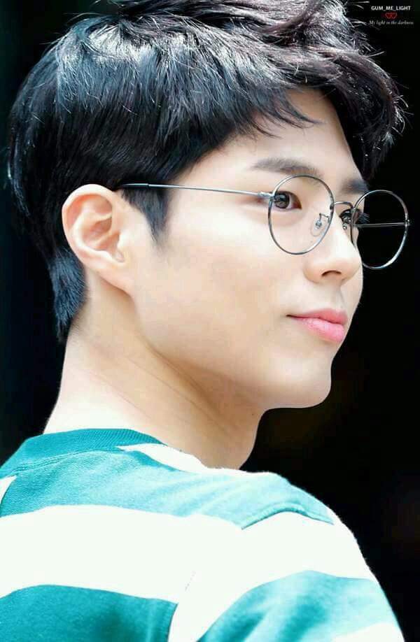 Park BoGum in glasses 😎 | K-Drama Amino