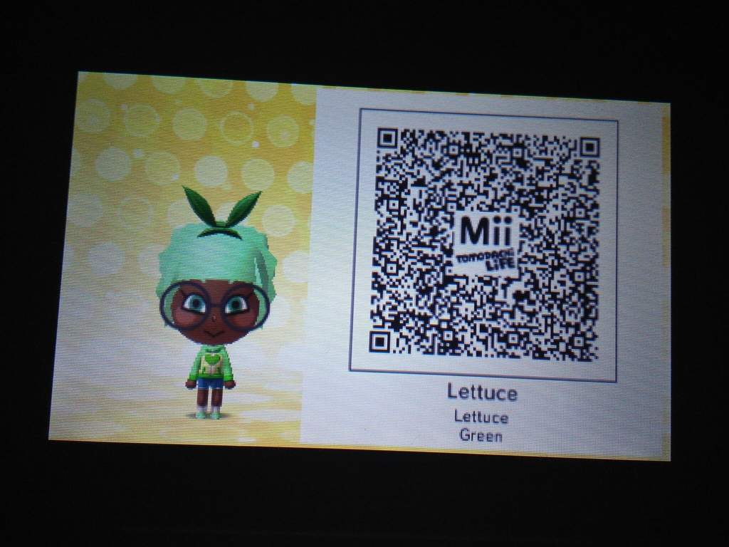 The qr codes to the characters | Tomodachi Life Amino