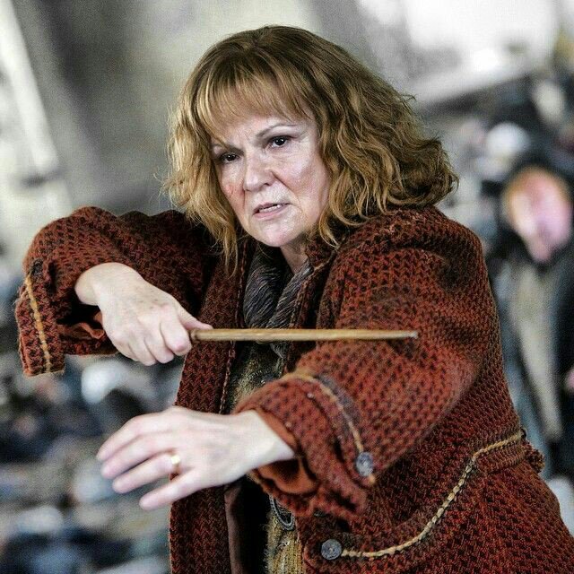 Molly Weasley Wiki ⚡harry Potter⚡ Amino