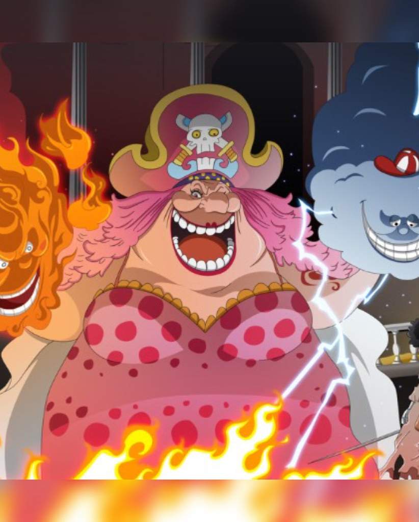 This Big Mom cosplay is perfect!🔥🔥🔥 | One Piece Amino