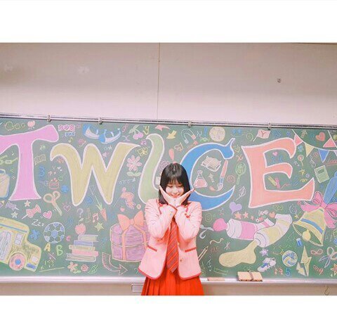 Twice Momo Y Mobile Twice 트와이스 ㅤ Amino