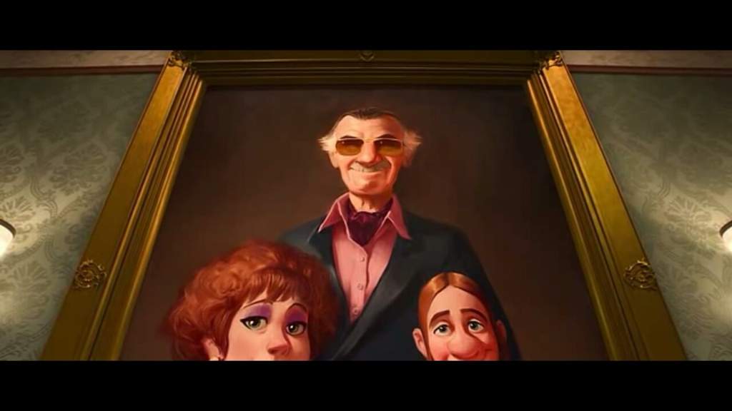 Grandes Héroes Escena Final (Latino) Cameo Stan Lee