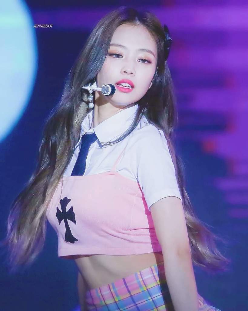 TOP 8 Sexiest Outfits Of BLACKPINK Jennie | BLINK (블링크) Amino