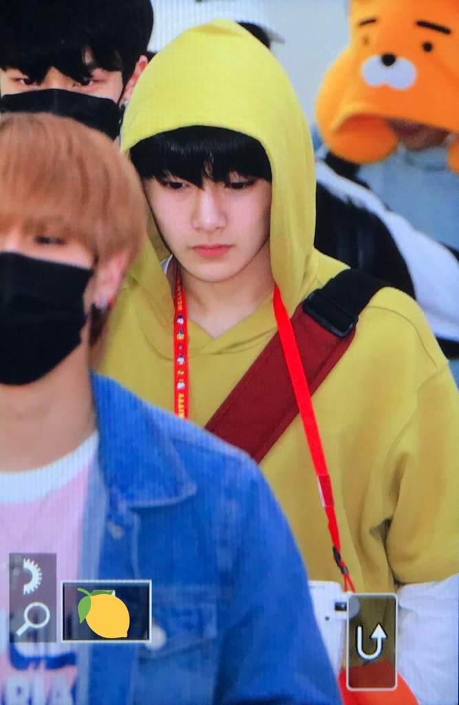 #180415 Stray kids Jeongin Airport Picture | Yang Jeongin (I.N) Amino