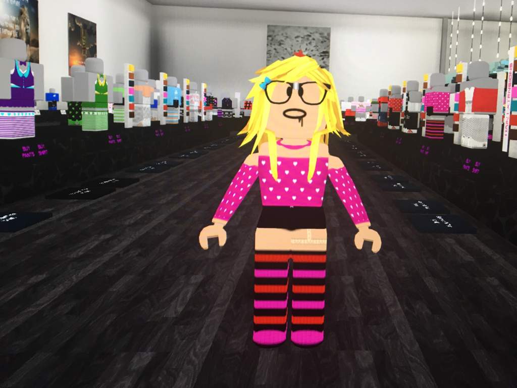 Edgy Roblox Outfits Girl