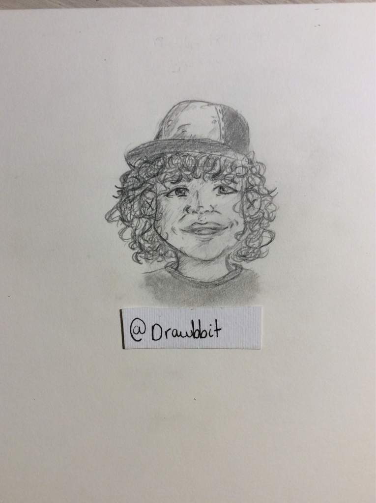 Dessin De Dustin Stranger Things Fr Amino