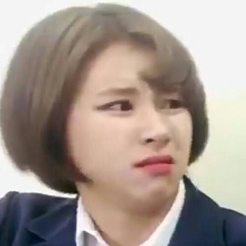 Blessing your feed with these Cute Chaeyoung meme-worthy faces 😊😂 | Twice  (트와이스)ㅤ Amino