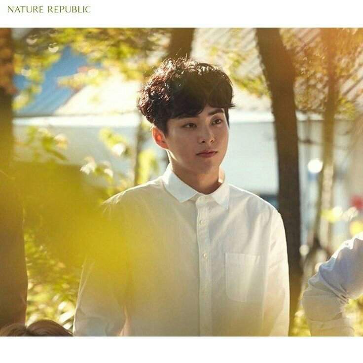  2019 EXO  Nature  Republic  Photoshoot Exo  L s Amino