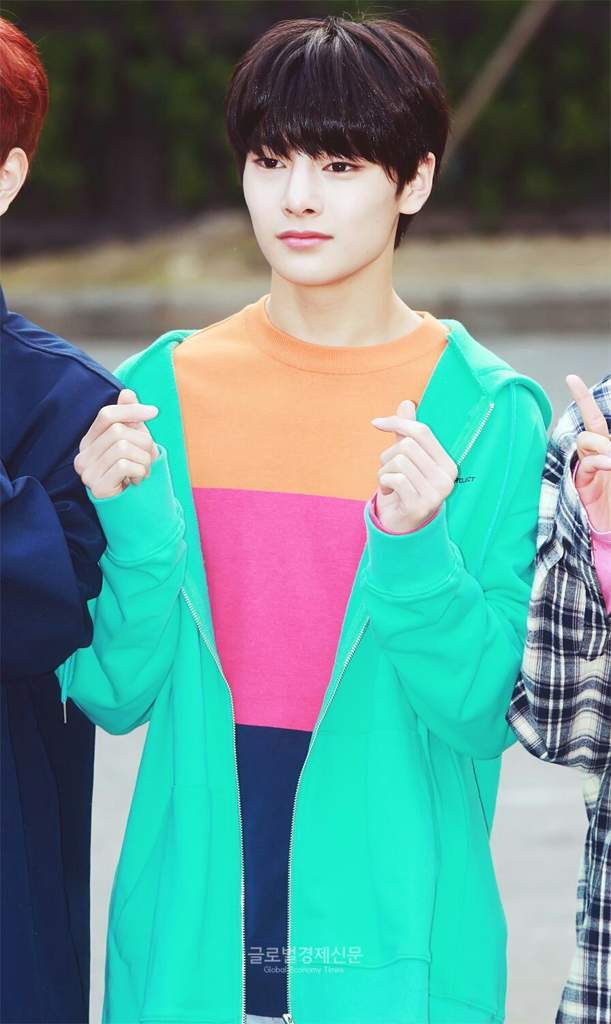 #180420 Stray kids Jeongin on the way to Music Bank | Yang Jeongin (I.N ...