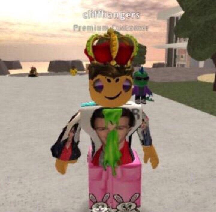 Do You Think It Is Fair That Roblox Frappe Banned Me For My Outfit Nct 엔시티 Amino - frappe roblox game