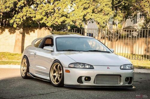 Mitsubishi eclipse 2 g