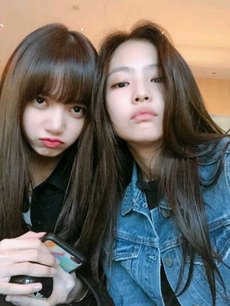 BLACKPINK  JenLisa Update\ud83d\udda4  Jenlisa Amino