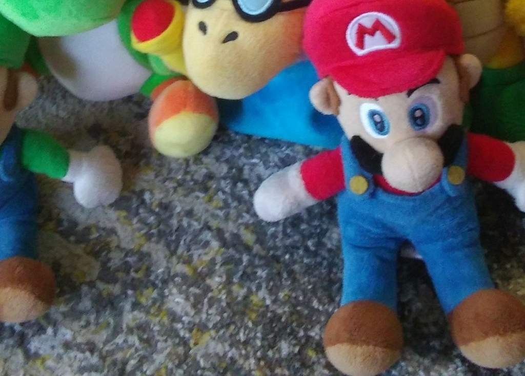 bootleg mario plushies