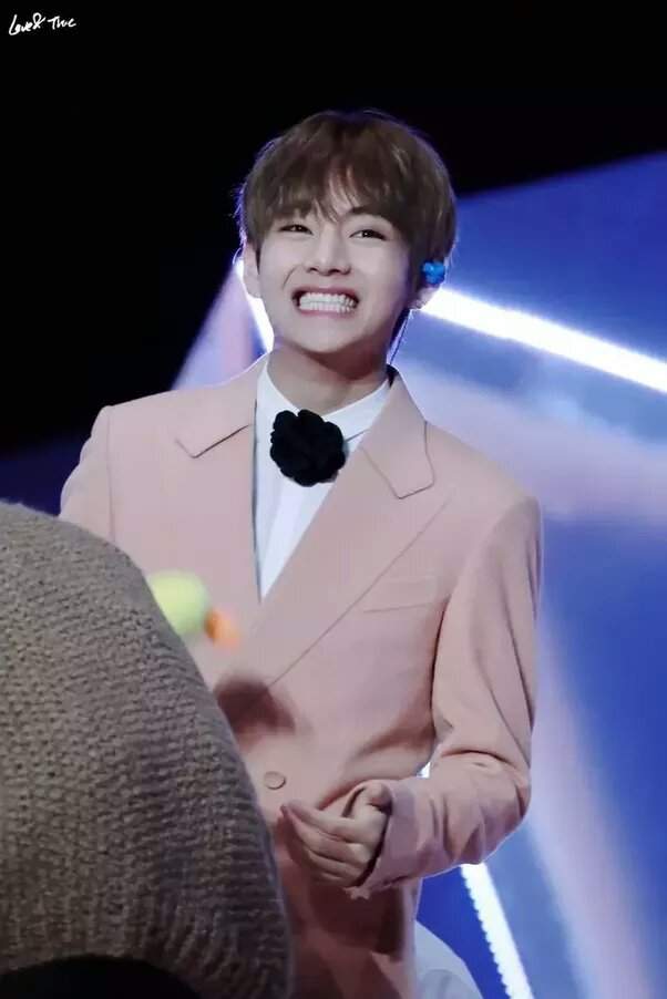 kim taehyung personality kim taehyung personality analysis army s amino kim taehyung personality kim taehyung personality analysis army s amino