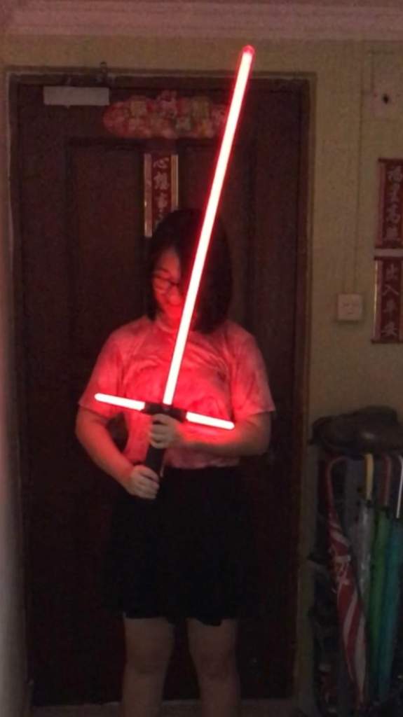 kylo ren force action lightsaber