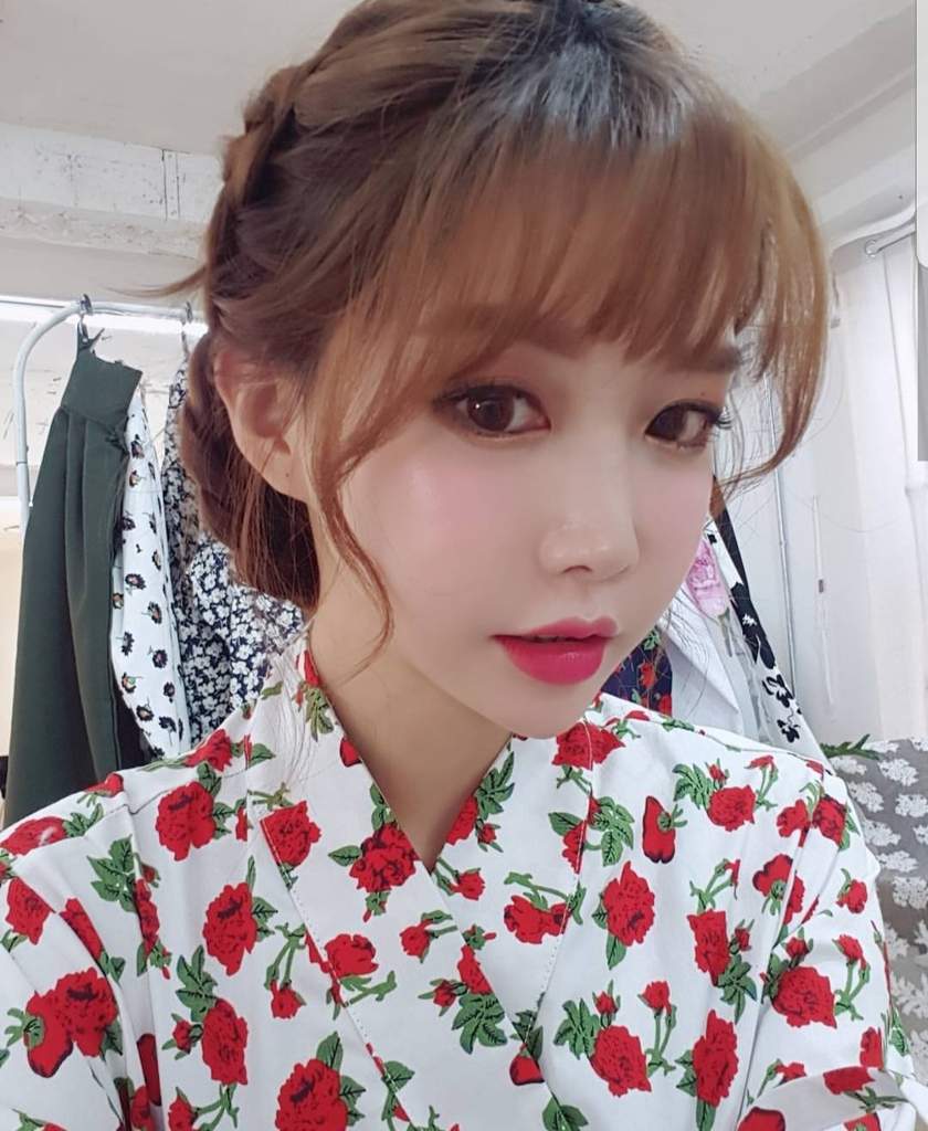 M h ideal type wiki amino