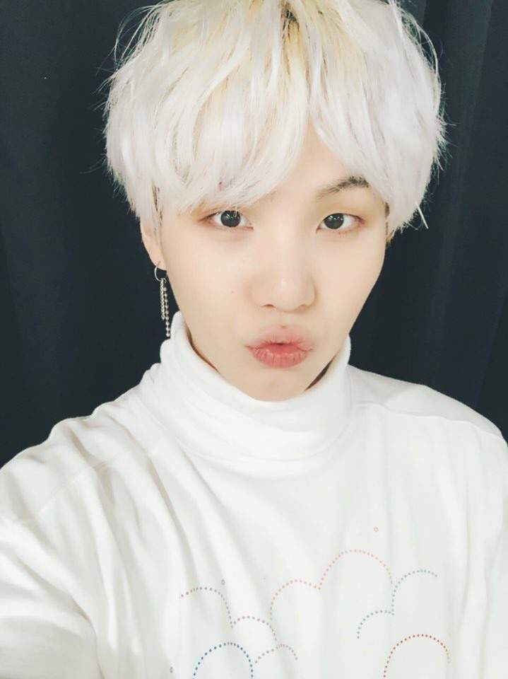 Min Yoongi Selfies of 2018 (so far) Pt. 1 | ARMY's Amino