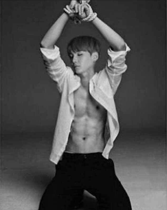 Bias Challenge Th Day Suga Shirtless Ooommmggg Army S Amino